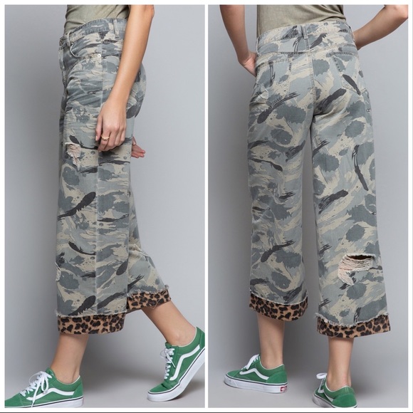 *LAST 3X* POL PLUS CAM-LEO Distressed Pants - Picture 11 of 15